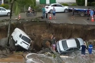 Floods and landslides kill 36 in Brazil